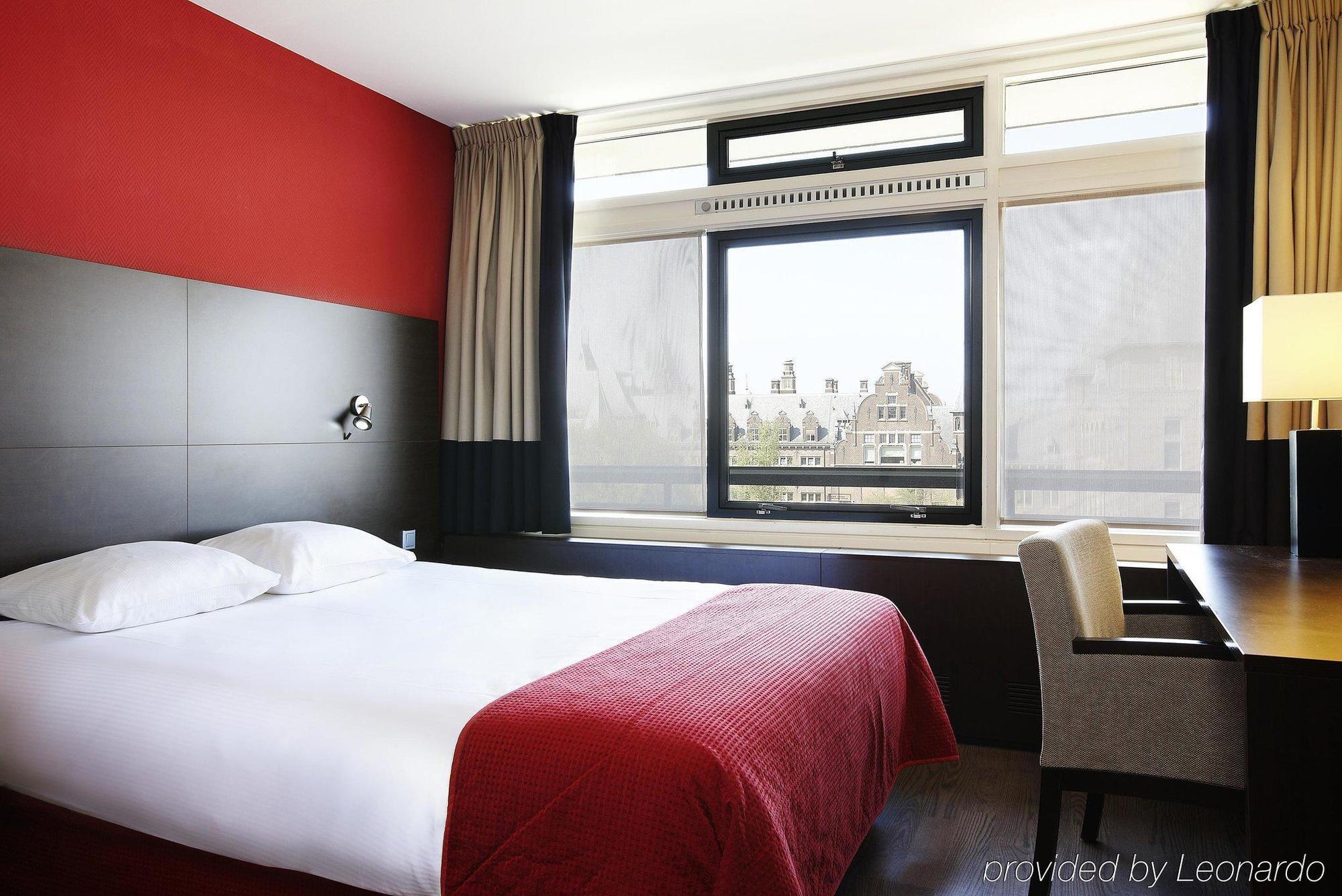 Amsterdam Tropen Hotel Oda fotoğraf